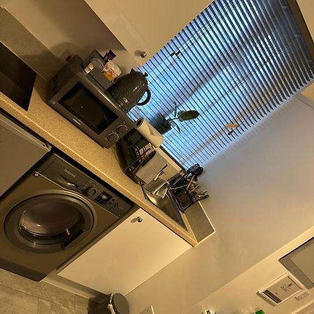 De Lick Strawberry Studio Londra Dış mekan fotoğraf