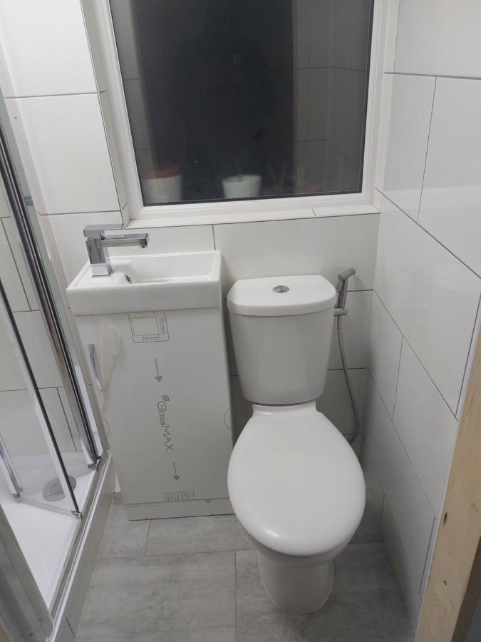 De Lick Strawberry Studio Londra Dış mekan fotoğraf