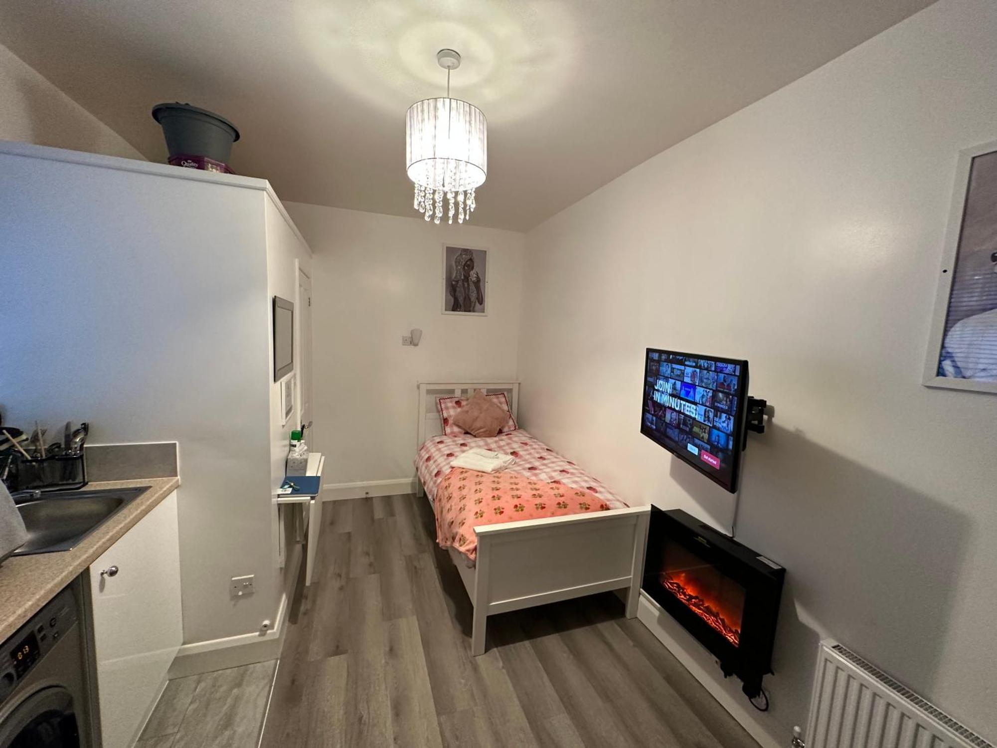 De Lick Strawberry Studio Londra Dış mekan fotoğraf
