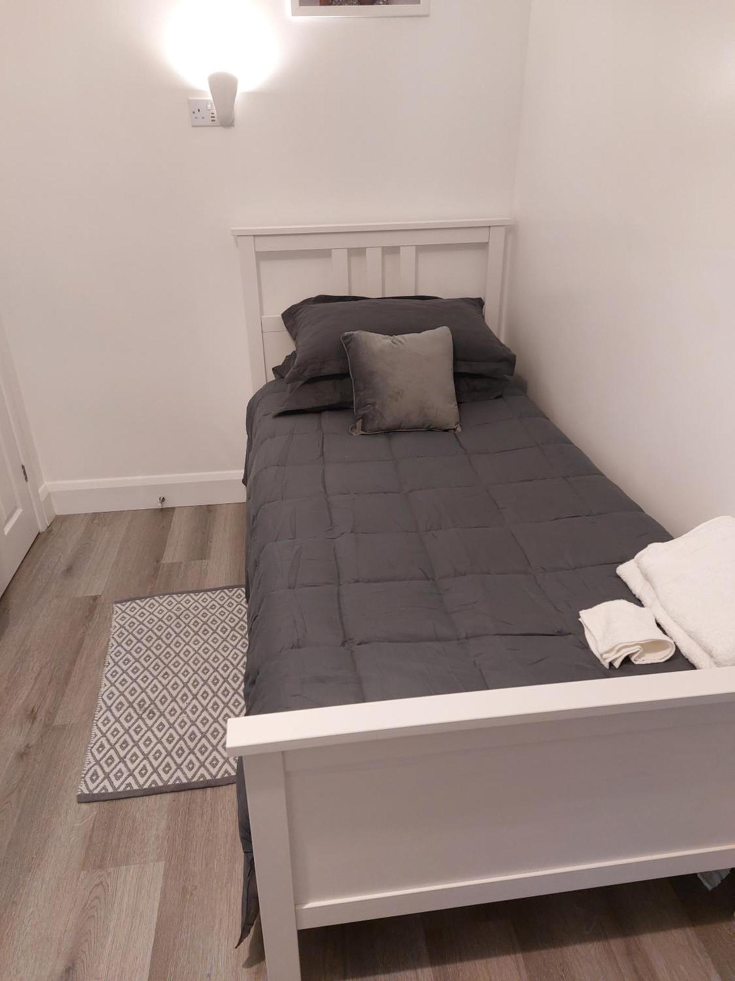 De Lick Strawberry Studio Londra Dış mekan fotoğraf